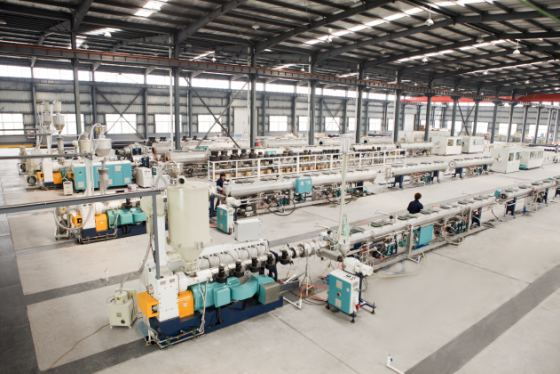 Conception structurelle d'une ligne de production de tuyaux en plastique