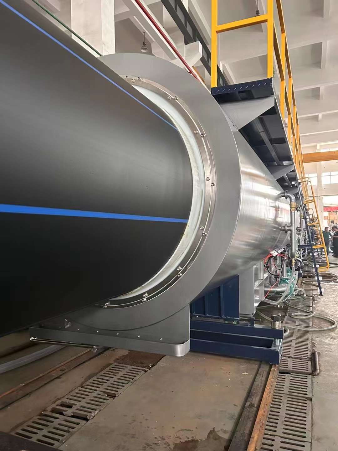 Une nouvelle ligne de production d'extrusion PE1600 (SDR13.6) a été achevée avec succès et est en attente de livraison !