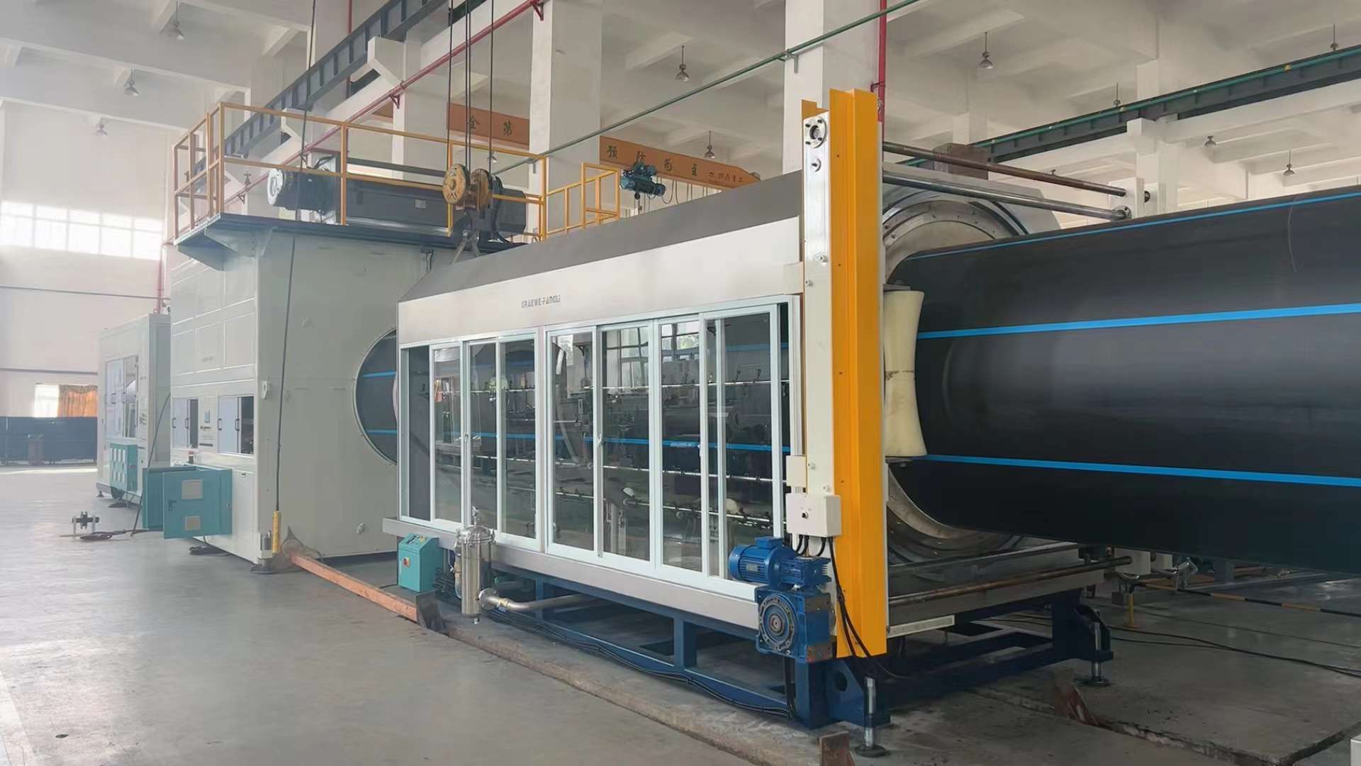 De la « fabrication » à la « fabrication intelligente » : comment les équipements de canalisations en plastique soutiennent l'épine dorsale souterraine des villes modernes